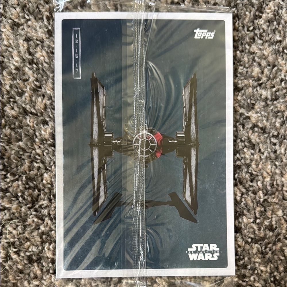 Topps Star Wars Collectible Cards - Picture 3 of 6